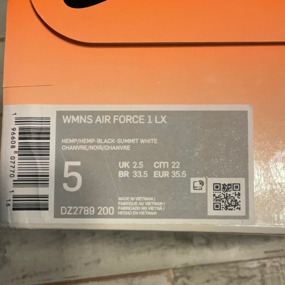 NIB NIKE WOMANS AIR FOR E 1 LX - Picture 10 of 11